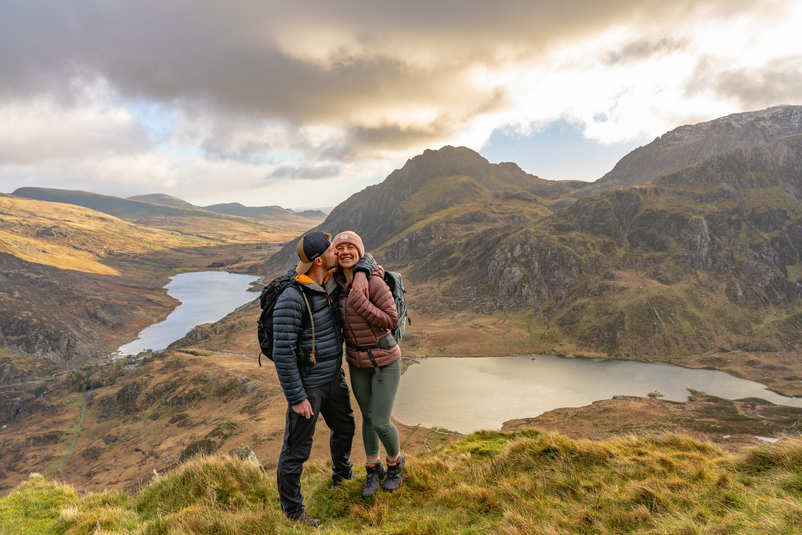 Sunrise on y garn, snowdonia