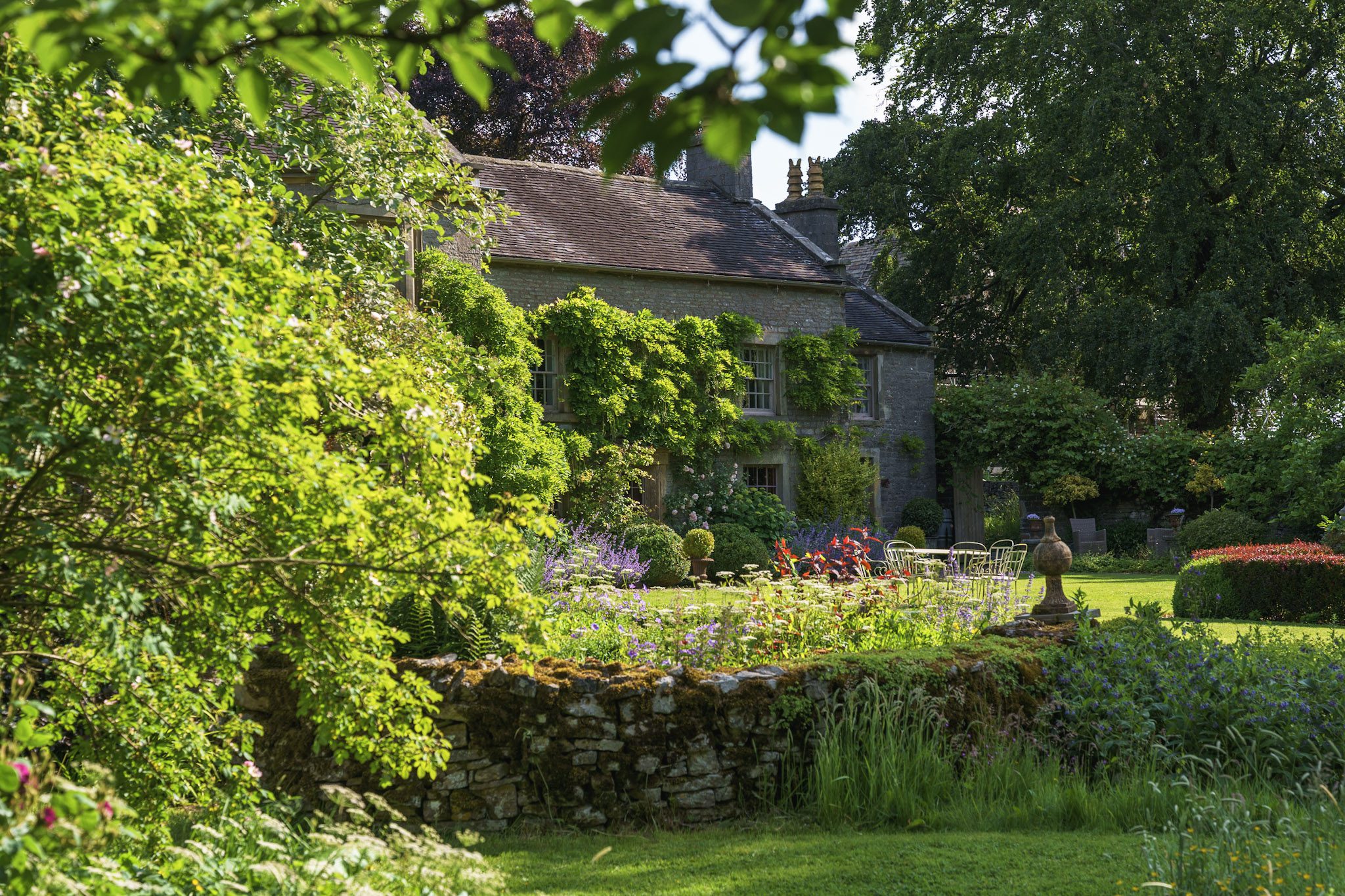 The Estate Rooms, Alstonefield Manor – The Stone Estate