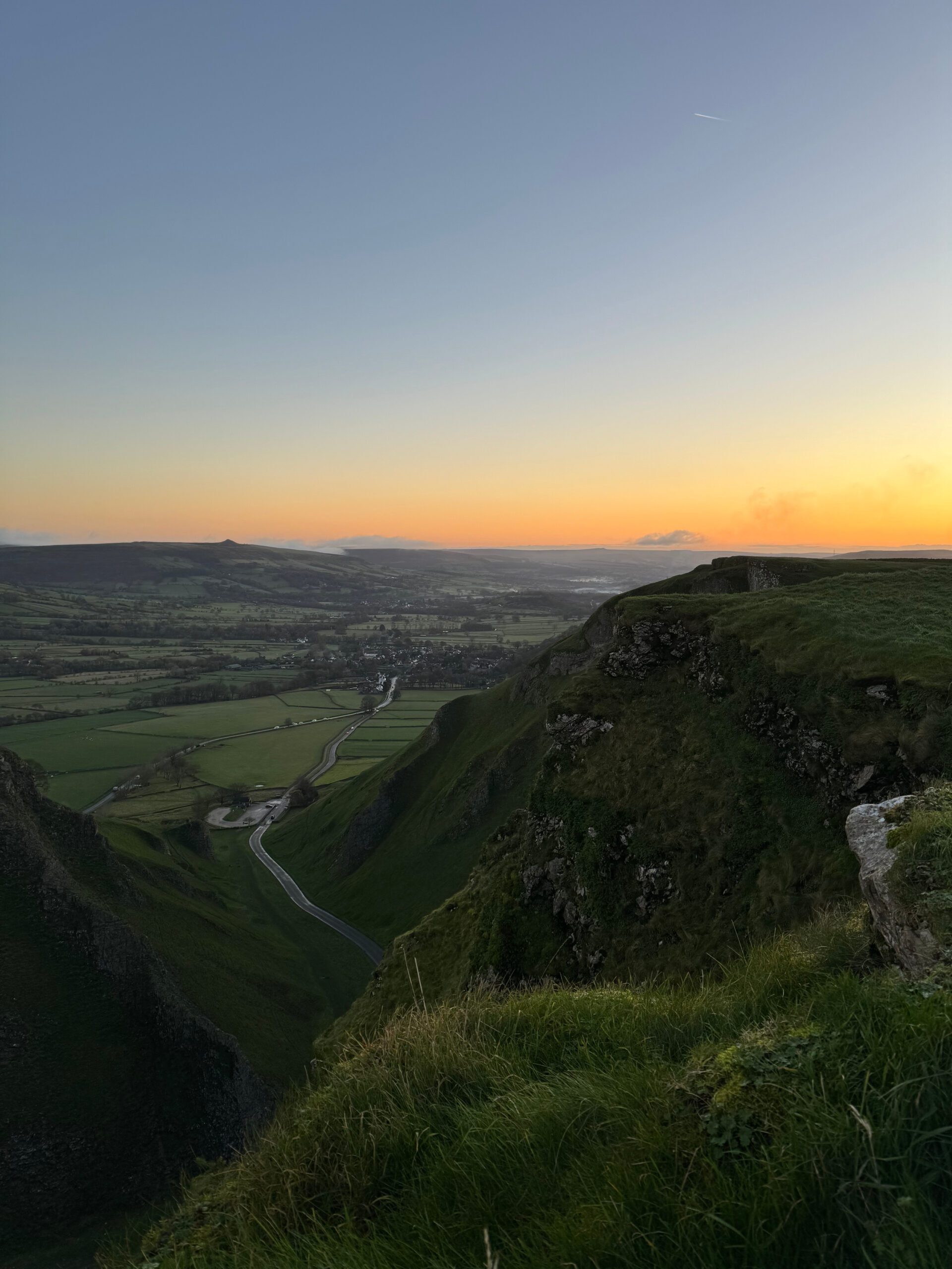 Winnats Pass Sunrise Circular Walk