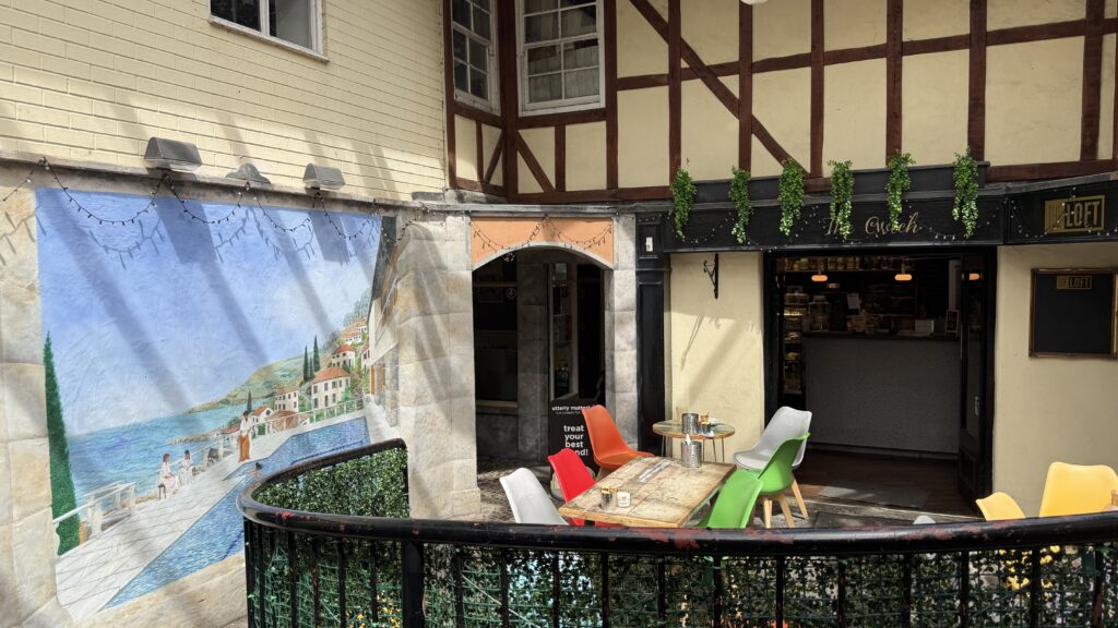 Cwtsh Bakery indoor seating
