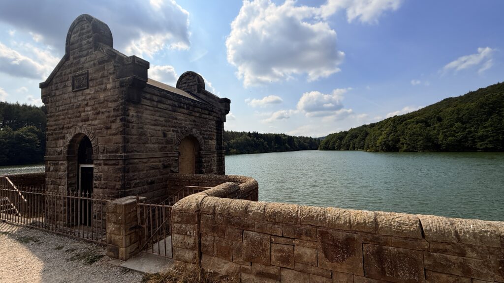 Pump house at Linacre Reservoir overlooking the water