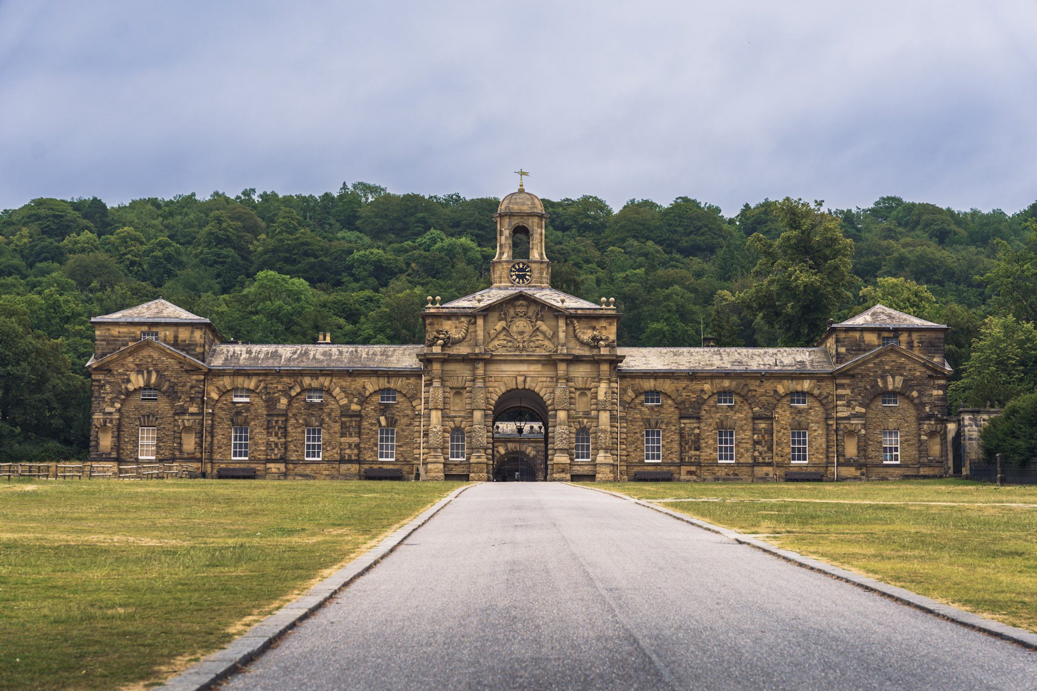 Chatsworth House to Edensor & Beeley Riverside Walk